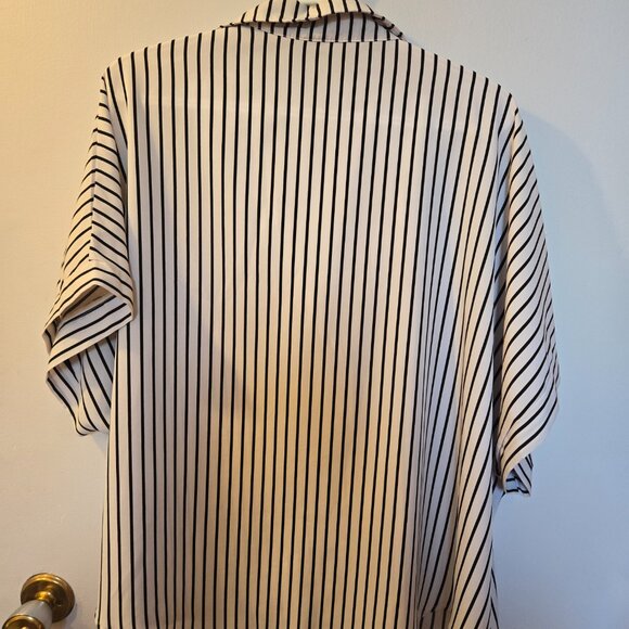 Chemise - Picture 3 of 3